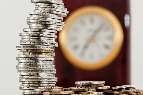 Kivezeti a kormány a betéti kamatsapkát, mert már nem maradt semmi értelme