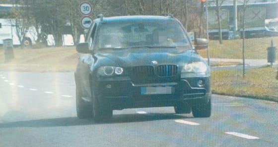 30-as táblánál 114 km/h-val futott bele a traffipaxba ez a BMW-s