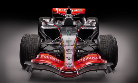 Méregdrága portéka a Hamilton által vezetett első F1-autó