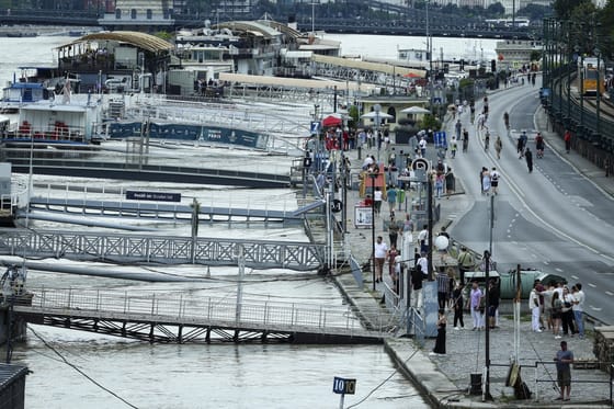 Most tetőzik a Duna Budapestnél, 800 kilométeren van árvízvédelmi készültség