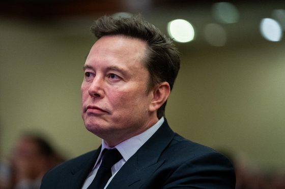 Teljes kormányügynökségek bezáratásáról beszélt Elon Musk