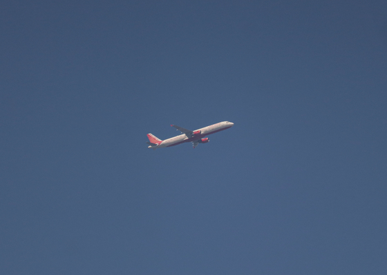 Egy nappal a halálos tragédia előtt a paksi atomerőmű mellett is elrepült az Air India lezuhant utasszállító repülőgépe