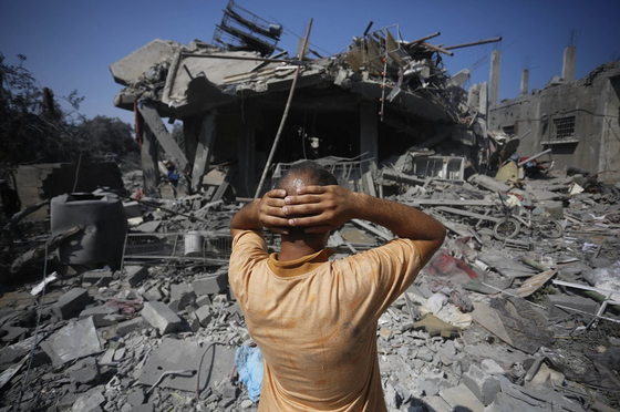 Izrael akkora pusztítást végez, hogy 100 teherautó 15 évig hordhatná a törmeléket, hogy megtisztuljon a romoktól a...