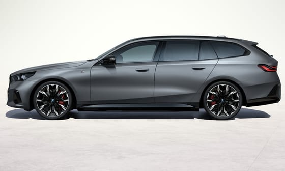 601 lóerő: a BMW legerősebb kombija megérkezett Magyarországra