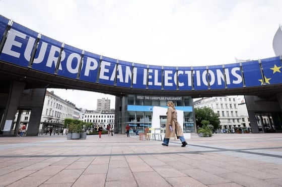 Mit jelentene valójában a jobbra tolódás az Európai Parlamentben?
