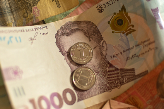 Ukrajna a dollár helyett inkább az euróhoz kötné a hrivnyát
