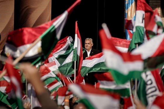Orbán világháborút és Brüsszel által Magyarországra erőszakolt Magyar-féle bábkormányt vizionált, de mondott még erősebbeket is