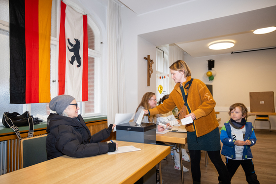 Exit poll: győzött a konzervatív szövetség, a  szélsőjobb hozta a várt eredményeket a német választáson