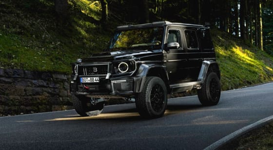 Fél méterrel a föld felett: bemutatkozott a brutális Brabus XL800