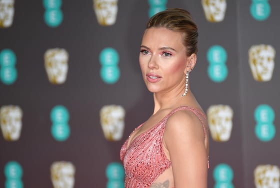 Scarlett Johanssont „sokkolta”, hogy az OpenAI chatbotja az ő hangján szólal meg