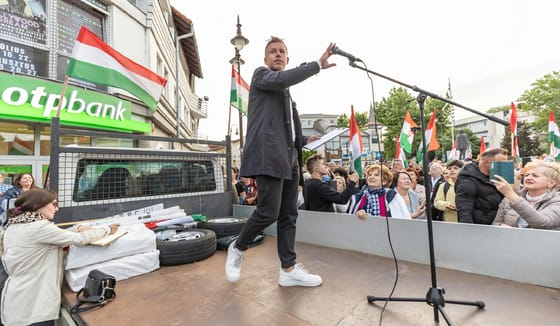 Magyar Péter kibérelte a felcsúti kisvasutat