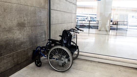 Fél éve nem működik a mozgáskorlátozottak számára készült lift a Kútvölgyi Tömbben