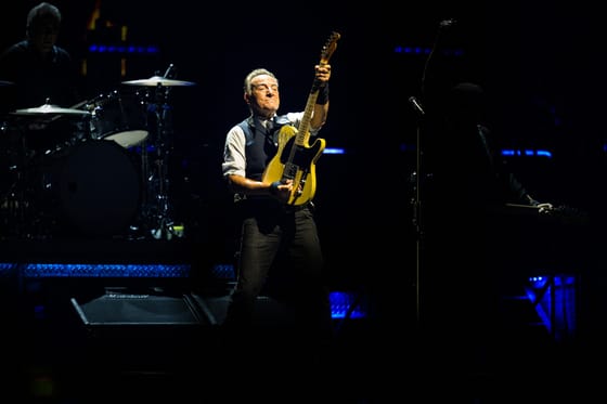 50 éve a rock and roll jövőjeként villant meg a színpadon, ma pedig 75 éves Bruce Springsteen
