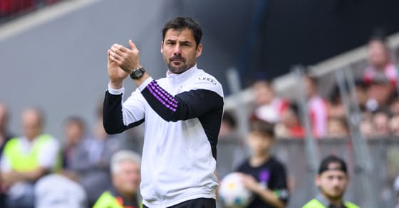 Távolodna a futballpályától a BL-győztes magyar sikeredző, de megkapta élete legnagyobb lehetőségét