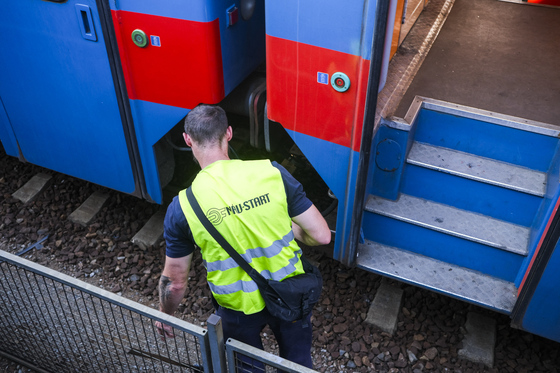 Az összes szabad klímás busszal készenlétben áll  a MÁV Kelenföldön vasárnap