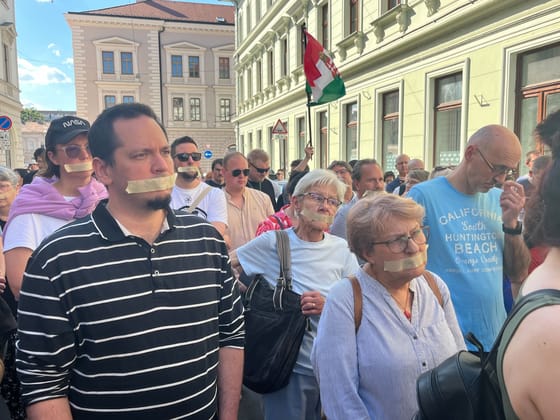 Ma hat városban tüntettek az üldözési törvény ellen, és folytatódnak a demonstrációk