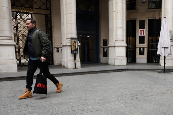 Házkutatást tartottak a Netflix irodáiban