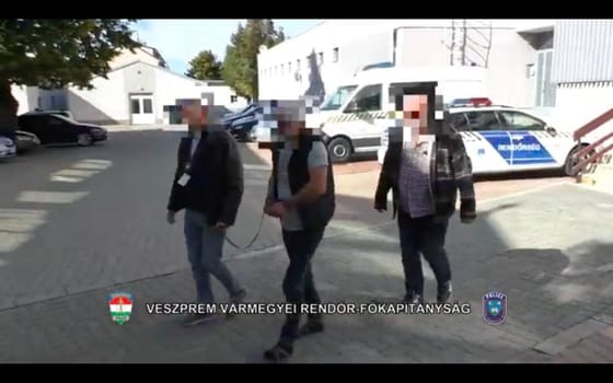 Három várost is megjártak a grúz ékszertolvajok, Lentinél kapták el őket