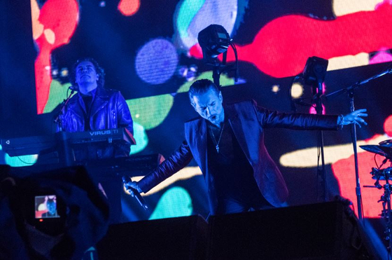 Kamujegyeket árult a budapesti Depeche Mode-koncertre egy férfi, több rajongót is átvert