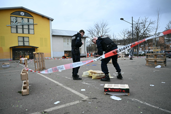 Rendőröket sebesített meg egy késes támadó Kelet-Franciaországban