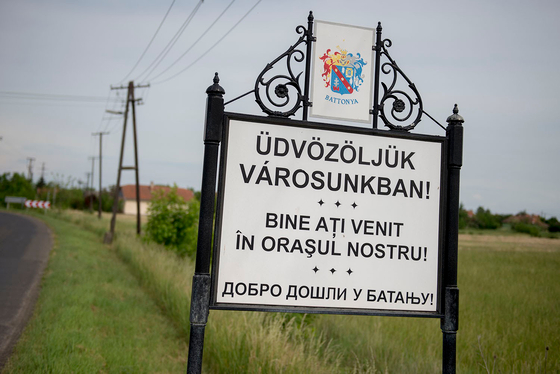 Özönlenek az országba a románok, és sorra vásárolják fel a határ menti települések házait