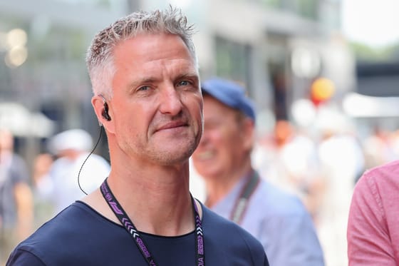 Ralf Schumacher azt mondja, volt felesége már a coming out-ja előtt is tudott arról, hogy meleg és párkapcsolatban él