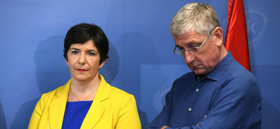 A DK-sok észre se vették, hogy lemondott Gyurcsány, vagy nekik mindegy ki a főnök? - meglepő adatot elemeztünk