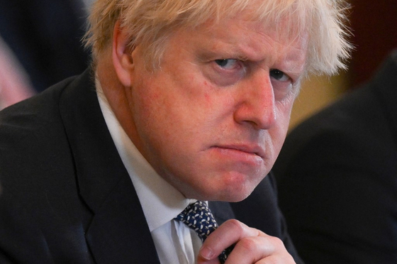 Boris Johnson odaszúrt Trumpnak: „Putyin kinevet minket”