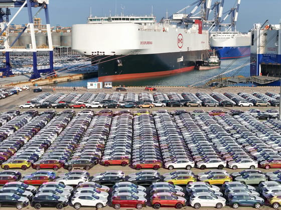 Újabb hatalmas autószállítóval bővült a BYD tengeri flottája