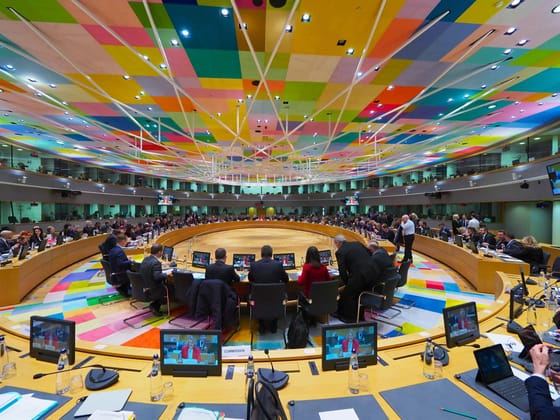 Az EU újabb hatalmas pénzügyi csomagot hagyott jóvá Ukrajna támogatására