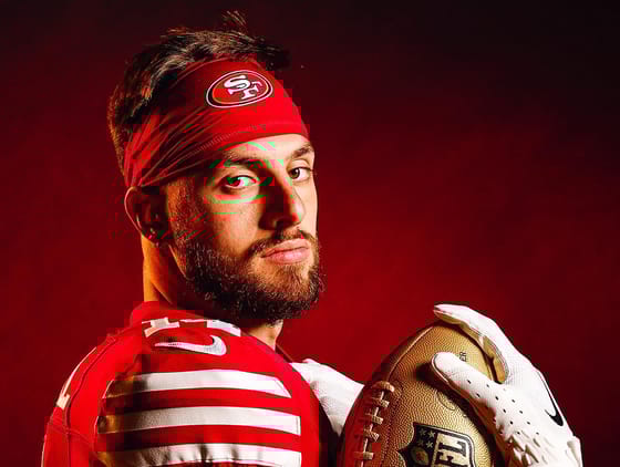 Néhány centin múlhatott a meglőtt NFL-es élete, heteken belül mégis a pályán láthatjuk