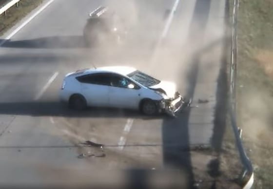 Jókora balesetet vett fel a közút kamerája az M0-son – videó