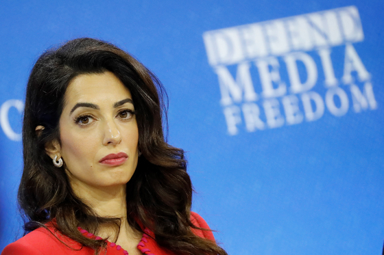 Amal Clooney-t kitilthatják az Egyesült Államokból és befagyaszthatják a vagyonát