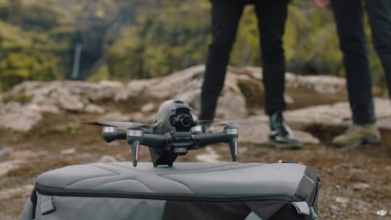 Feloldotta a DJI a tiltást Amerikában, atomerőművek fölé is berepülhetnek a kínai cég drónjai