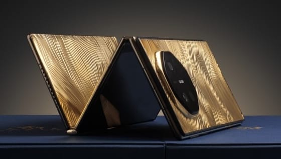 Videón a Huawei 39,4 millióba kerülő luxusmobilja, ami 1 kg-ot nyom