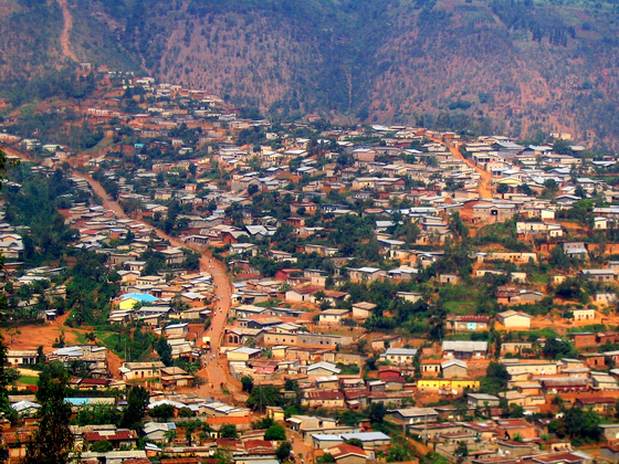 Ruanda illegális bevándorlók befogadásáról tárgyal az Egyesült Államokkal