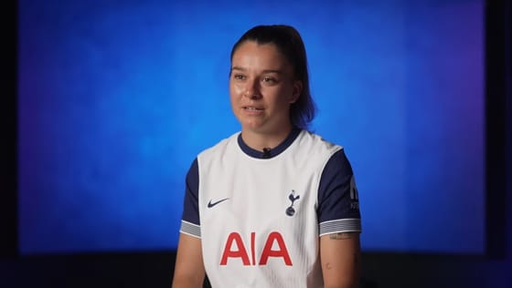 Magyar középpályást igazolt a Tottenham női csapata
