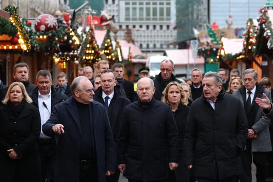 Olaf Scholz Magdeburgba utazott, az Egyesült Államok felajánlotta a segítségét a karácsonyi vásárban történt tragédia miatt