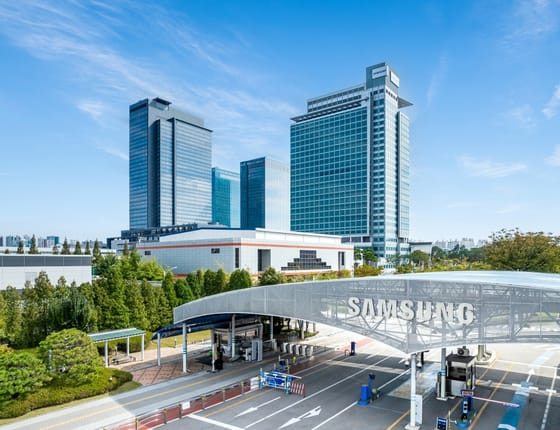 A Samsung kifizet 73 500 000 000 forintot és létrehozta a Jövő Robotikai Hivatalát