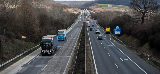 Baleset történt az M1-esen, 5 kilométernél is hosszabb a torlódás