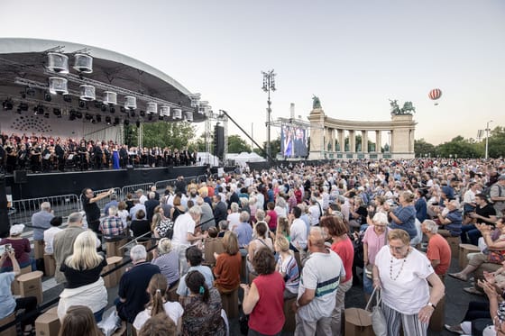 A békéért ad ingyenkoncertet a Hősök terén a Fesztiválzenekar