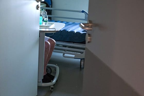 Az ombudsman már öt éve jelezte, hogy gond van a kórházi klímákkal, de a hálózat néhol a kávéfőzőt sem bírja el