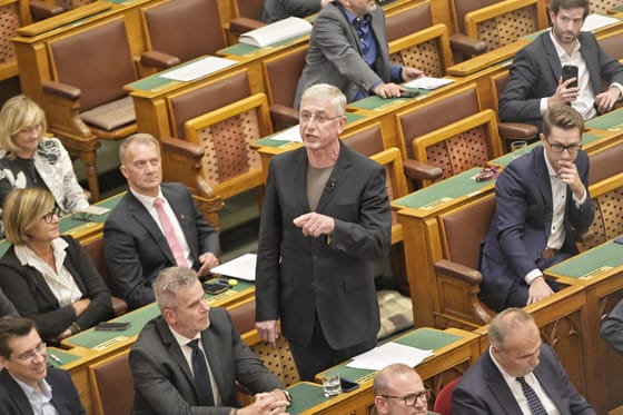 Gyurcsány Ferenc utolsó napját tölti országgyűlési képviselőként
