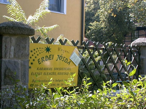 Pogány tanok terjesztőit támogatja a „keresztény” kormány?