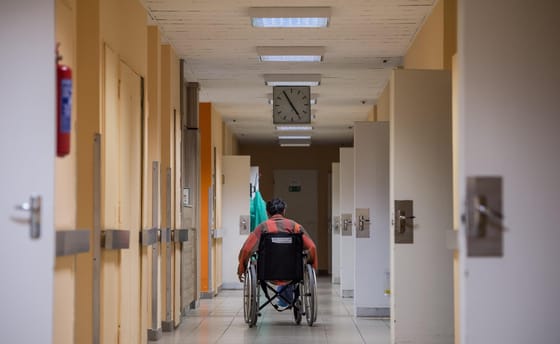 300 milliárdos tendert írtak ki a kórházak takarítására, hasonlóak a feltételek mint négy évvel korábban