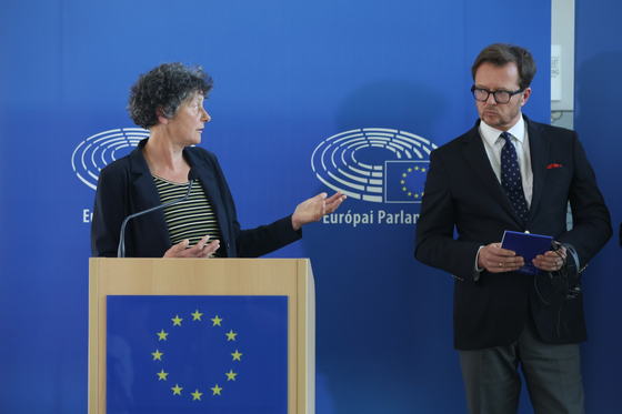 „Úgy tűnt, már nem érdekli őket az uniós pénz sem” – durva propagandát láttak Magyarországon a vizsgálódó EP-képviselők