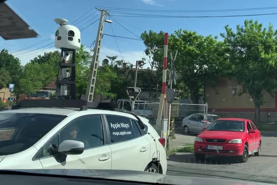 Budapesten járnak az Apple térképes autói, le is videóztunk egyet
