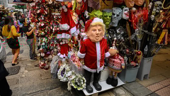 Donald Trump, a Grincs: bajban lehetnek a vámok miatt az amerikaiak, ha karácsonyi díszeket akarnak vásárolni