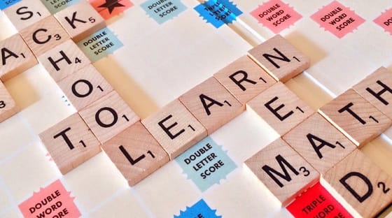 Nem beszéli a nyelveket, de megnyerte a spanyol- és francia Scrabble világbajnokságot
