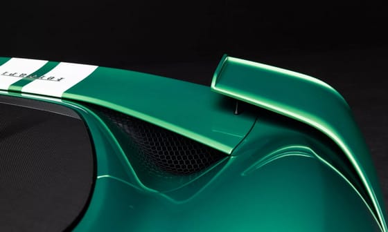 Később debütál az első tisztán elektromos Ferrari